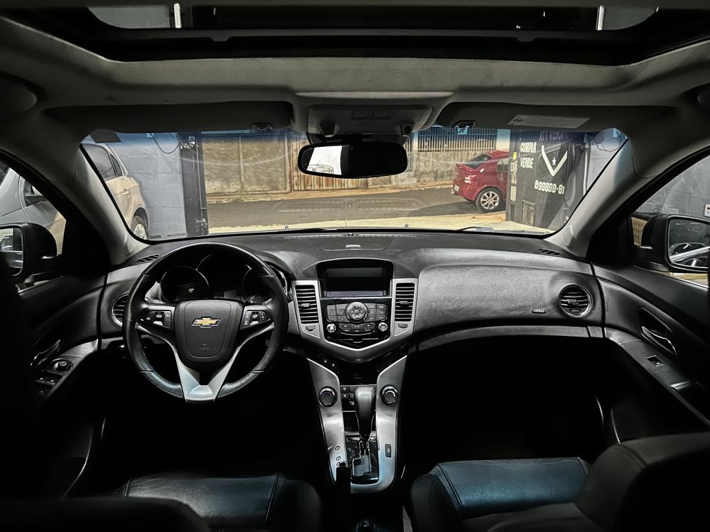 CHEVROLET Cruze Hatch - Foto