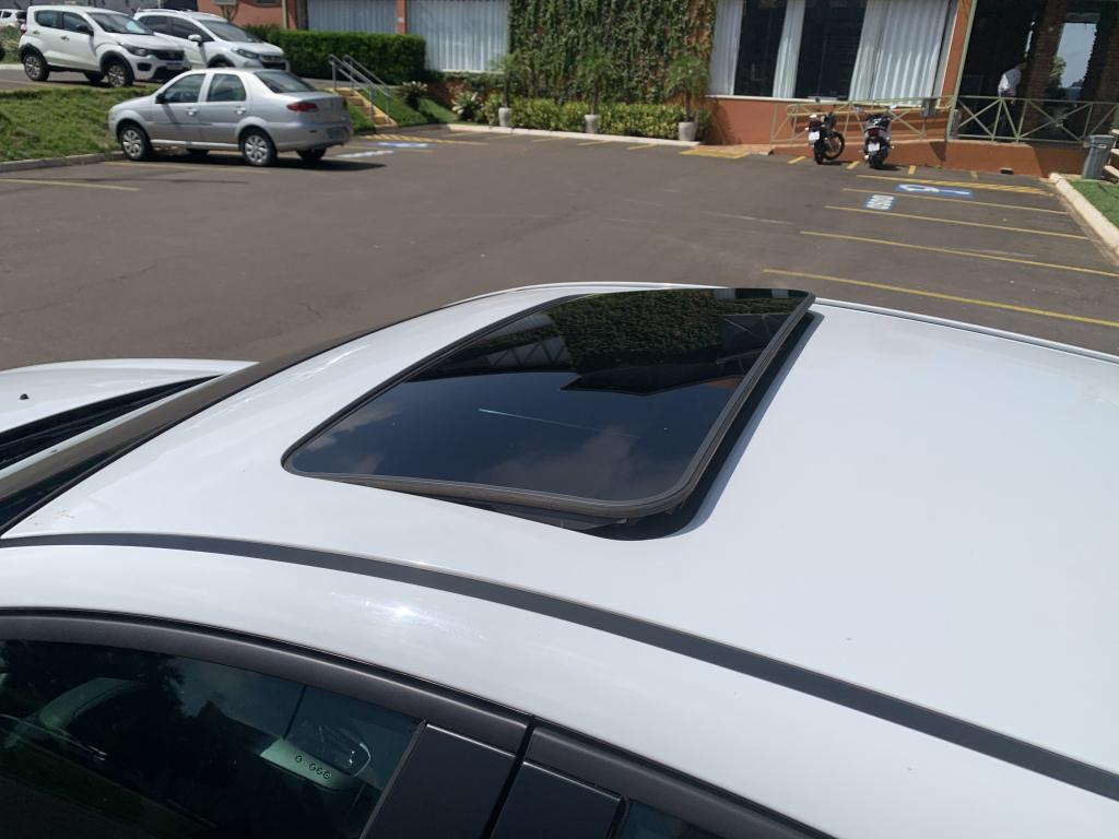 CHEVROLET Cruze Hatch - Foto