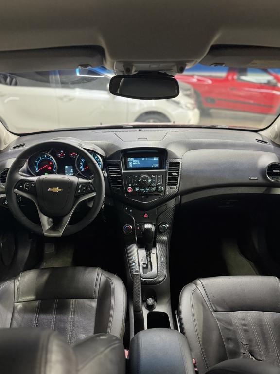 CHEVROLET Cruze Hatch - Foto
