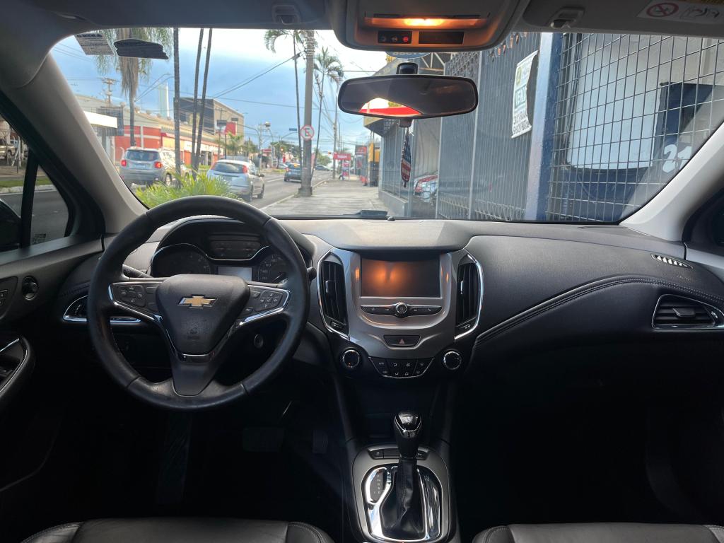 CHEVROLET Cruze Hatch - Foto