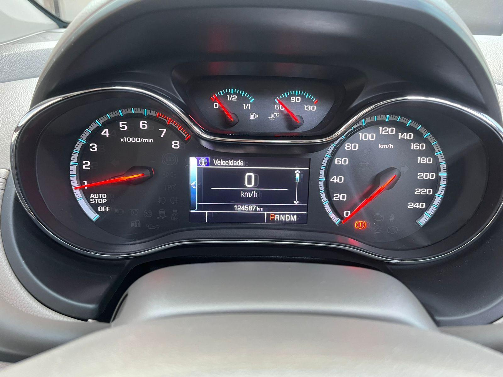 CHEVROLET Cruze Hatch - Foto