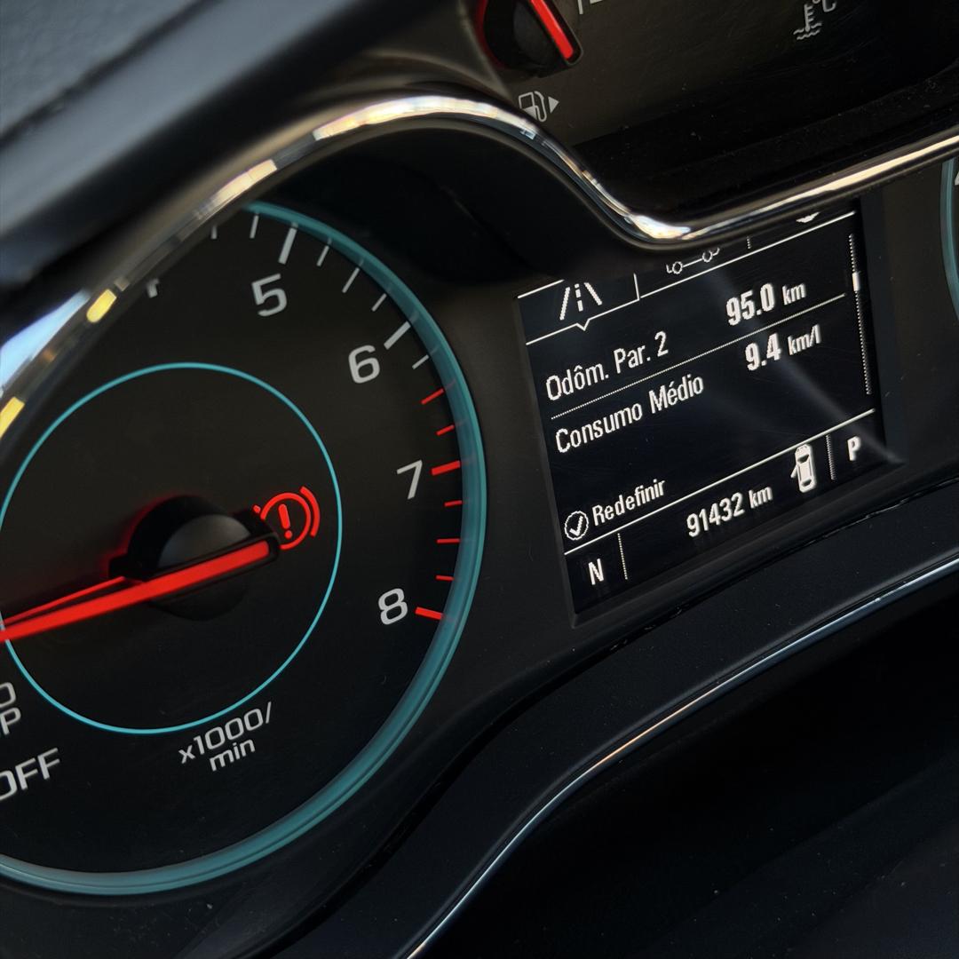 CHEVROLET Cruze Hatch - Foto