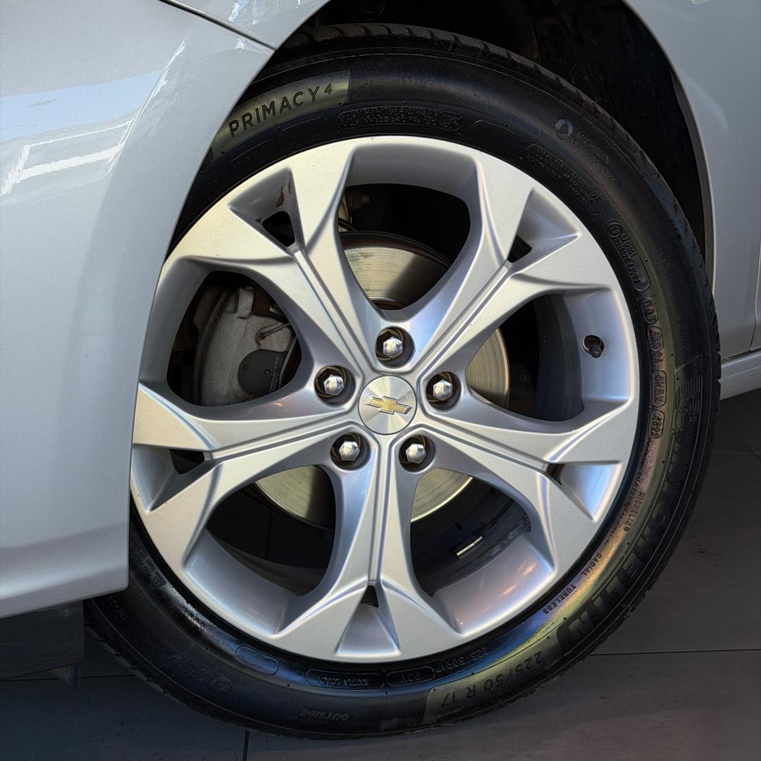 CHEVROLET Cruze Hatch - Foto