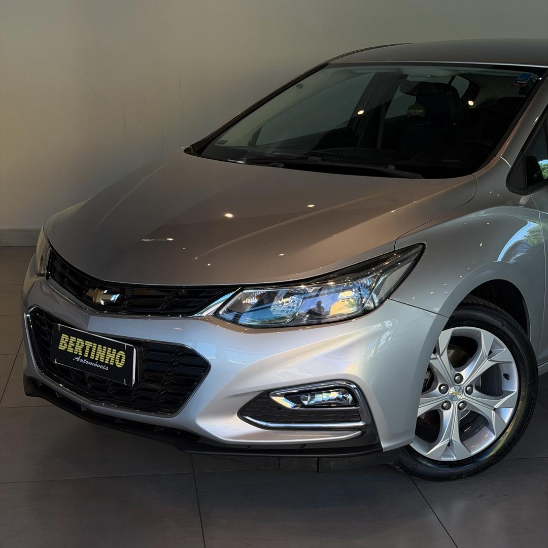 CHEVROLET Cruze Hatch - Foto