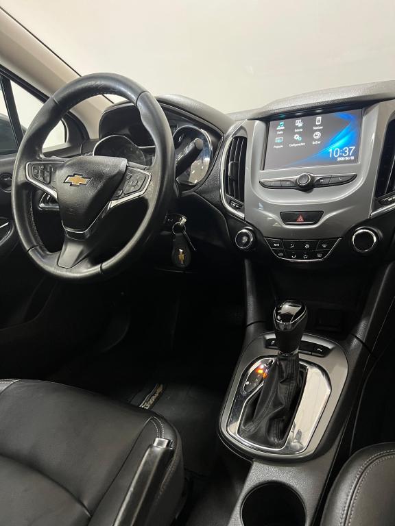 CHEVROLET Cruze Hatch - Foto