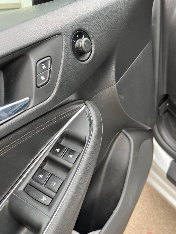 CHEVROLET Cruze Hatch - Foto