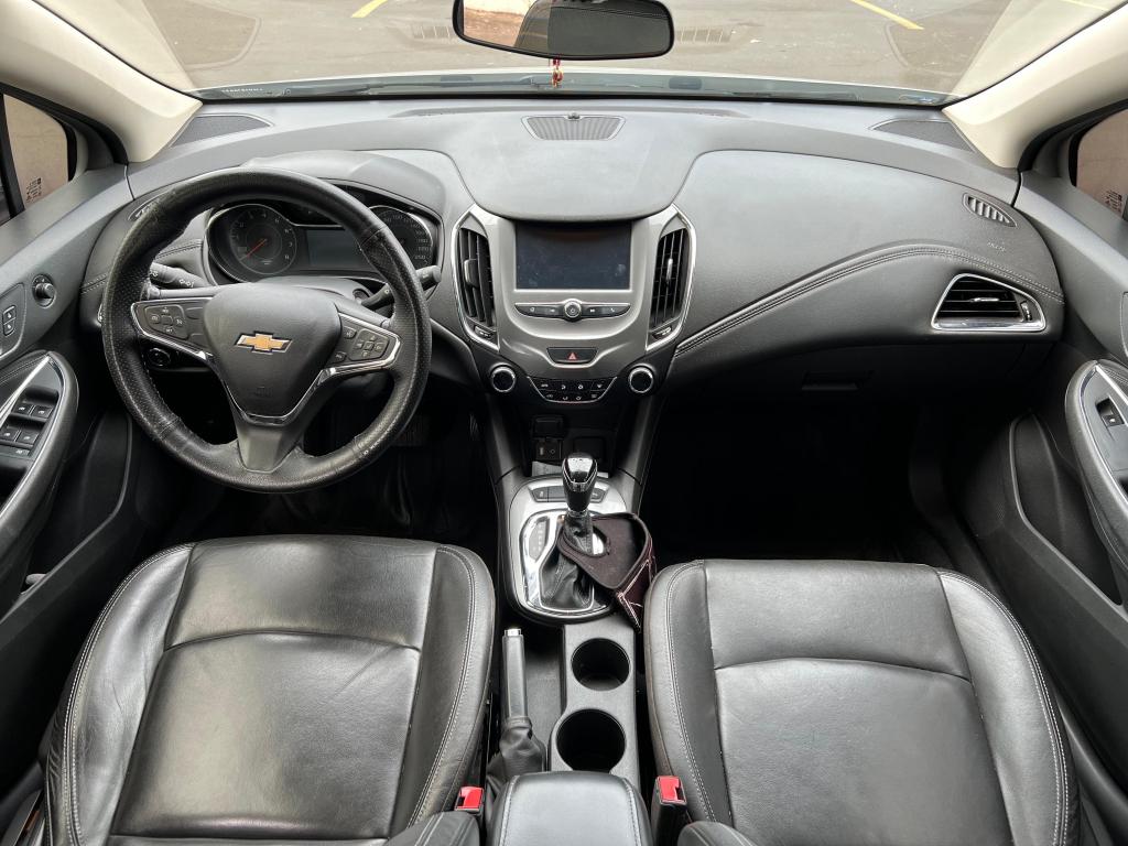 CHEVROLET Cruze Hatch - Foto