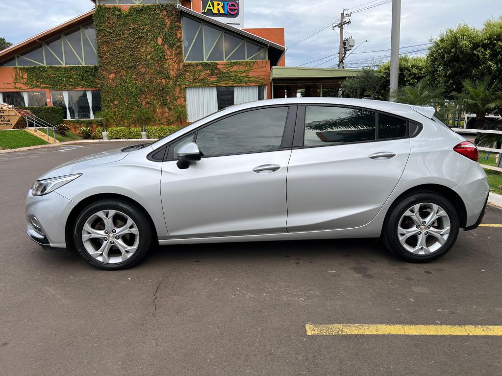CHEVROLET Cruze Hatch - Foto