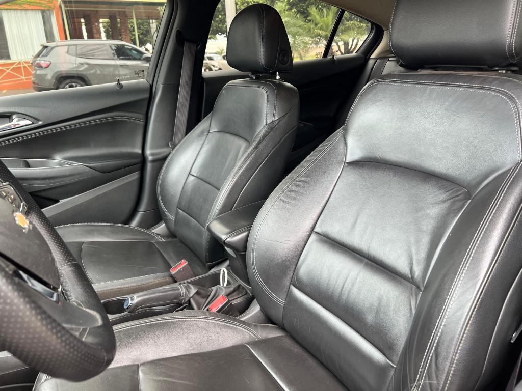 CHEVROLET Cruze Hatch - Foto