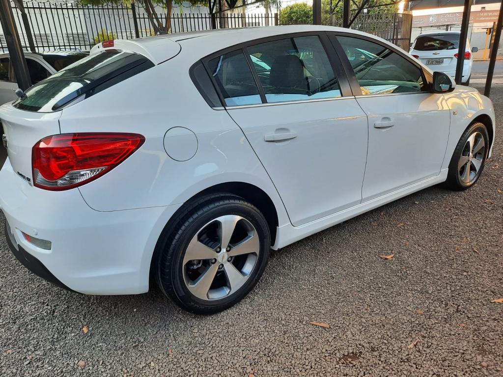 CHEVROLET Cruze Hatch - Foto