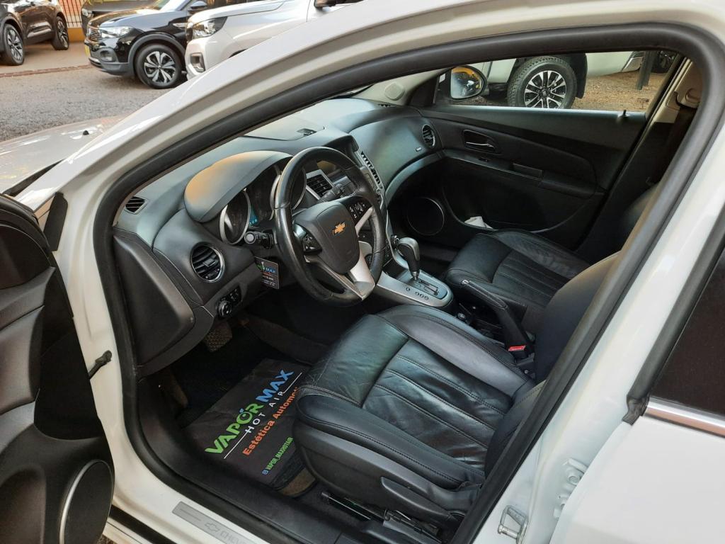CHEVROLET Cruze Hatch - Foto