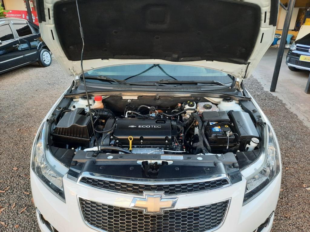 CHEVROLET Cruze Hatch - Foto