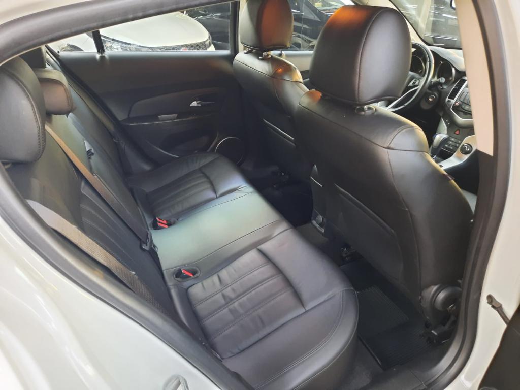 CHEVROLET Cruze Hatch - Foto