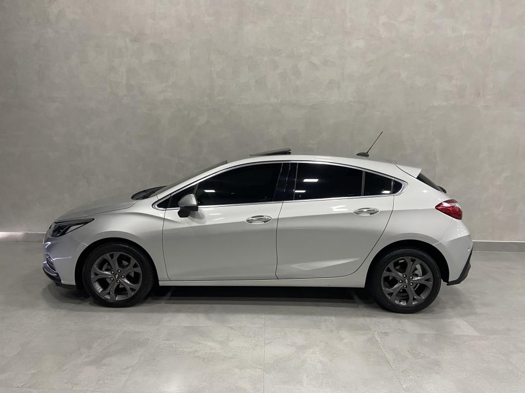 CHEVROLET Cruze Hatch - Foto