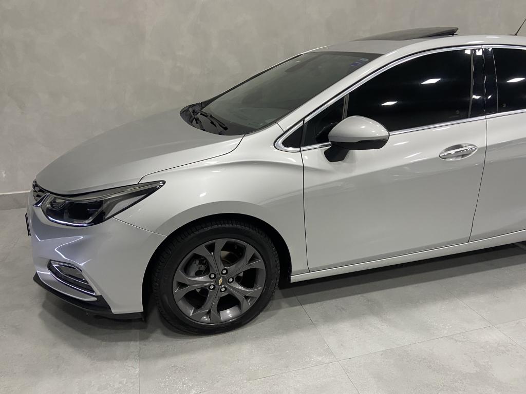 CHEVROLET Cruze Hatch - Foto