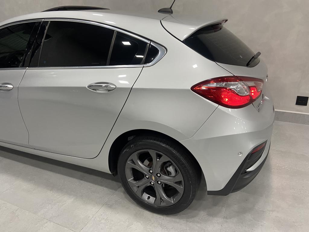 CHEVROLET Cruze Hatch - Foto