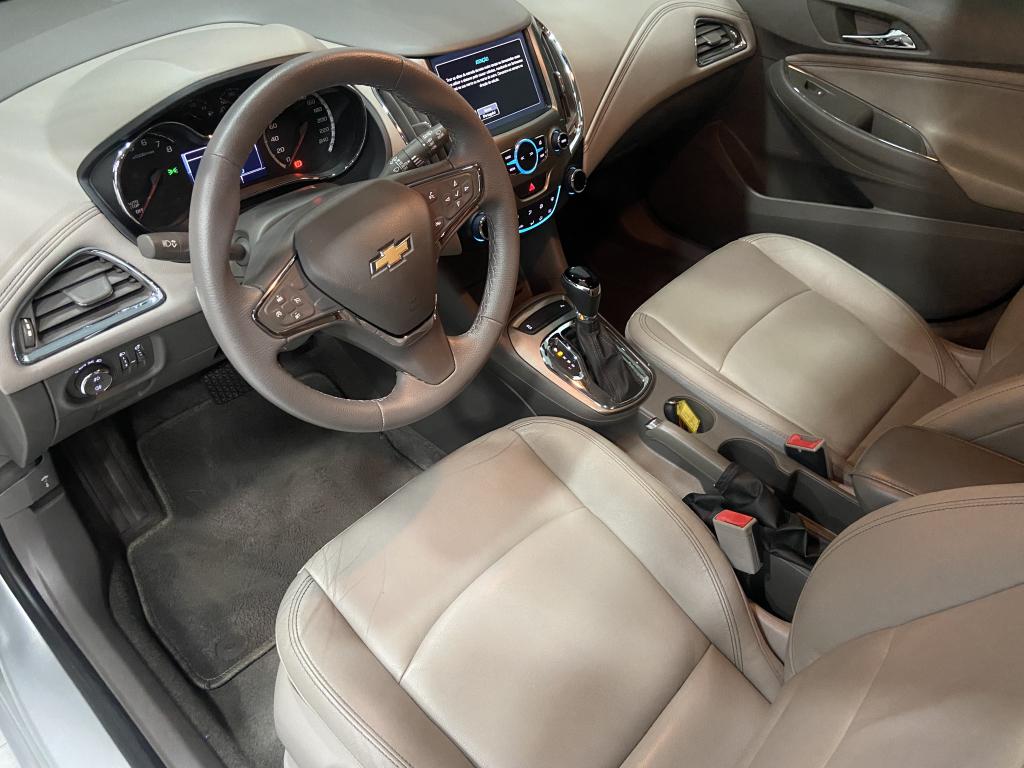 CHEVROLET Cruze Hatch - Foto