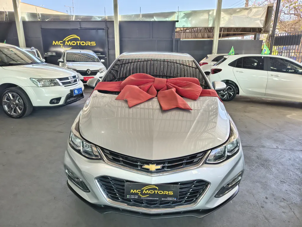 CHEVROLET Cruze Hatch - Foto