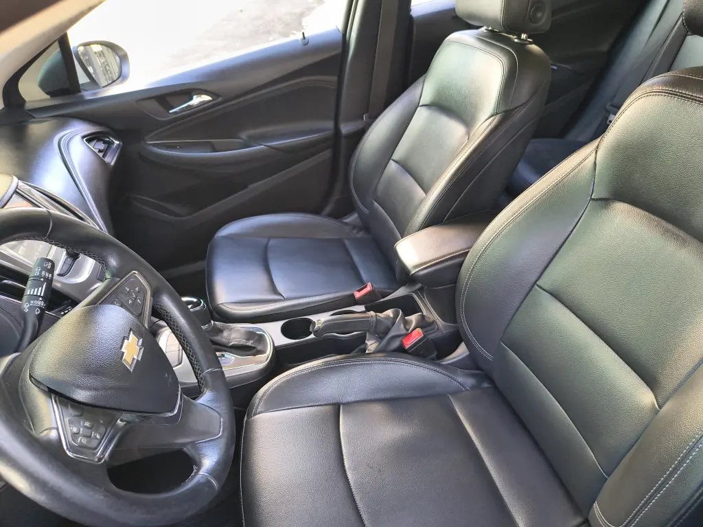 CHEVROLET Cruze Hatch - Foto