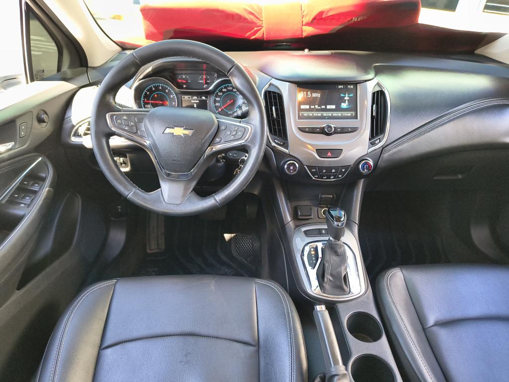CHEVROLET Cruze Hatch - Foto