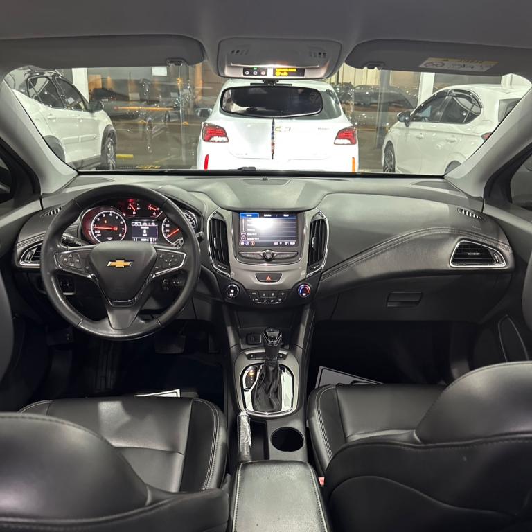 CHEVROLET Cruze Hatch - Foto
