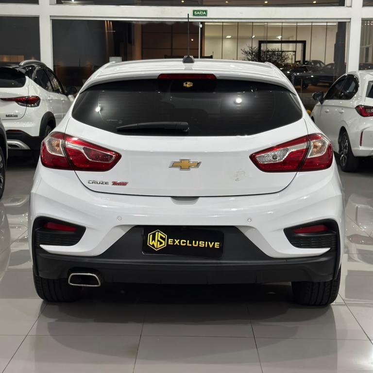 CHEVROLET Cruze Hatch - Foto