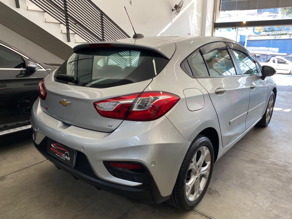 CHEVROLET Cruze Hatch - Foto