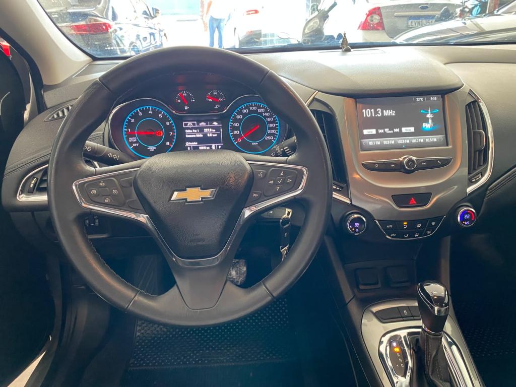 CHEVROLET Cruze Hatch - Foto