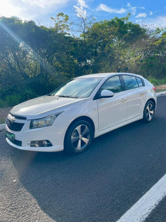 CHEVROLET Cruze Hatch - Foto