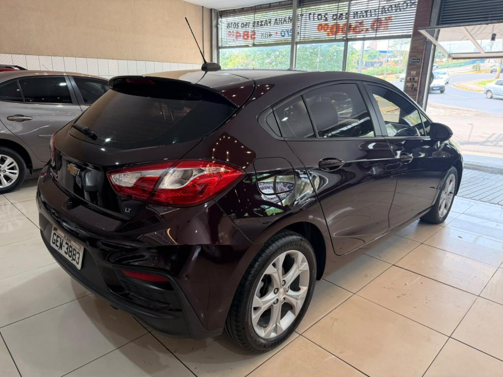 CHEVROLET Cruze Hatch - Foto