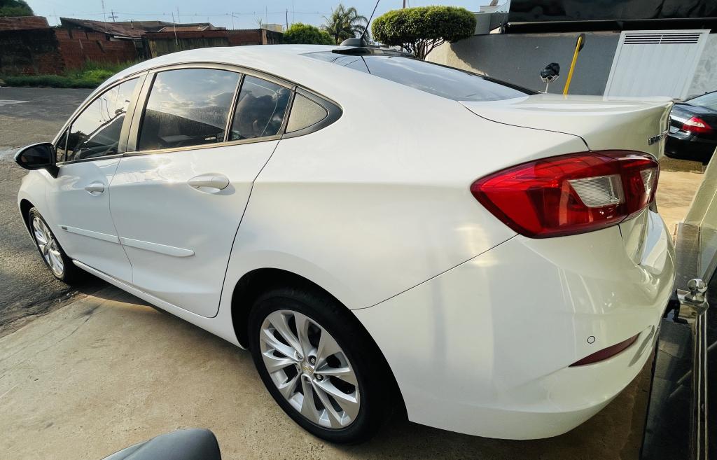 CHEVROLET Cruze Hatch - Foto