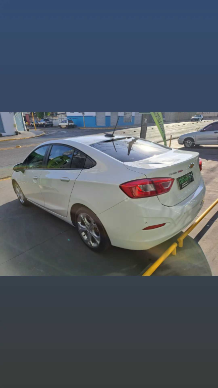 CHEVROLET Cruze Sedan - Miniatura