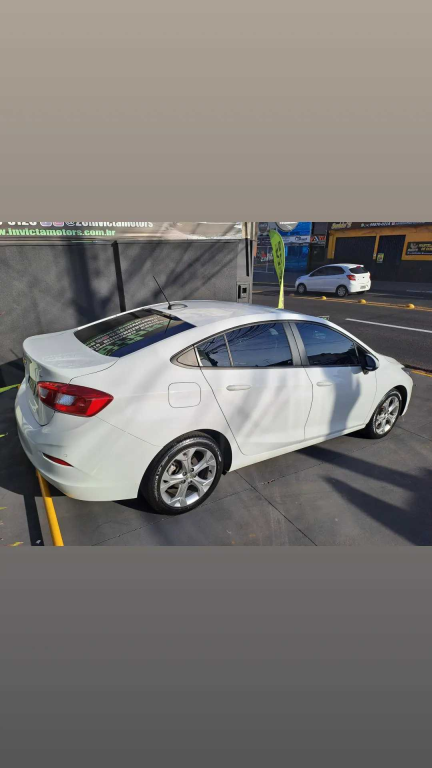 CHEVROLET Cruze Sedan - Miniatura