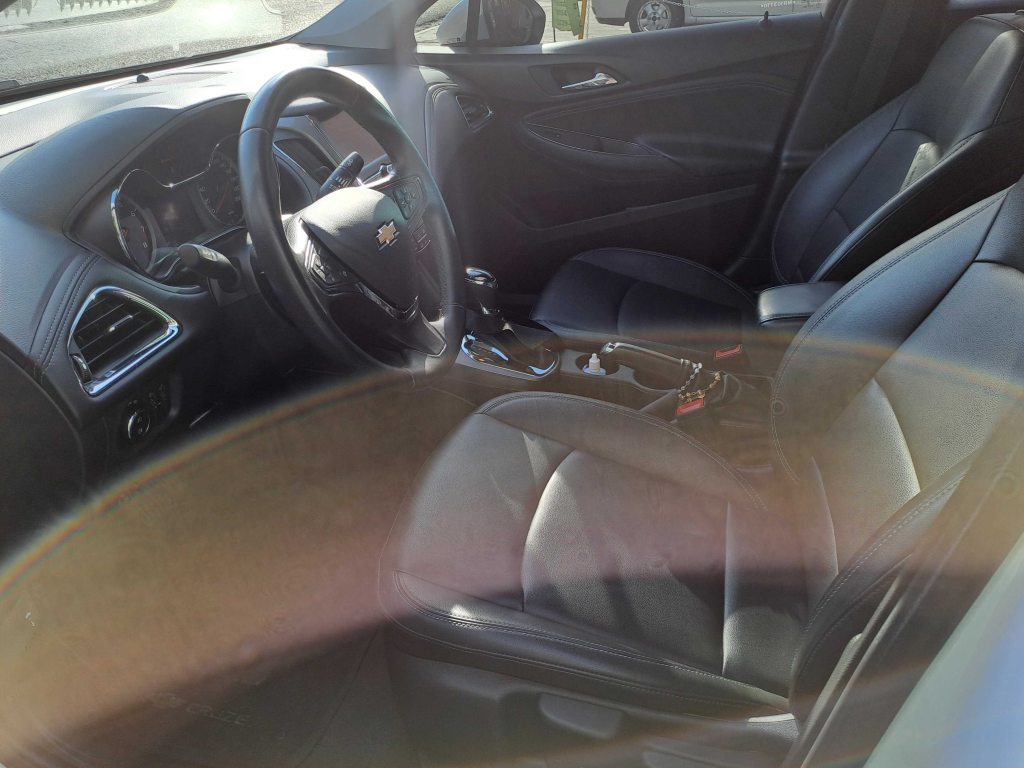 CHEVROLET Cruze Sedan - Miniatura