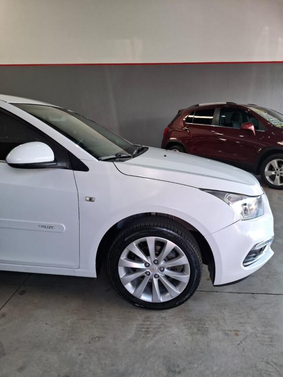 CHEVROLET Cruze Sedan - Foto