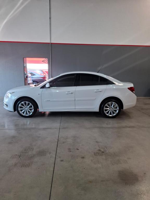CHEVROLET Cruze Sedan - Foto