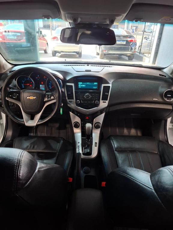 CHEVROLET Cruze Sedan - Foto
