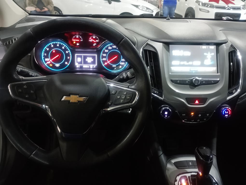 CHEVROLET Cruze Sedan - Foto
