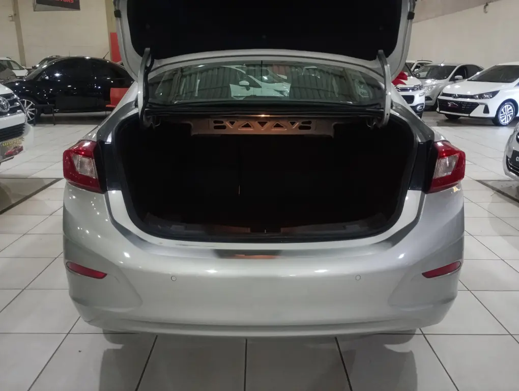 CHEVROLET Cruze Sedan - Foto
