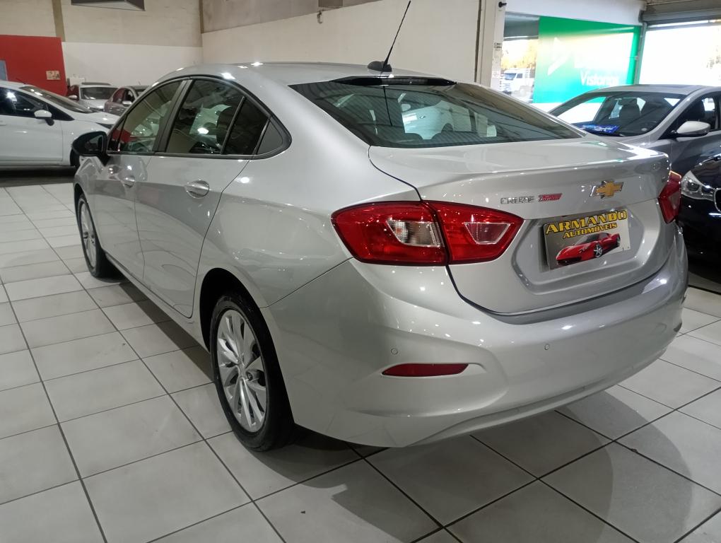 CHEVROLET Cruze Sedan - Foto