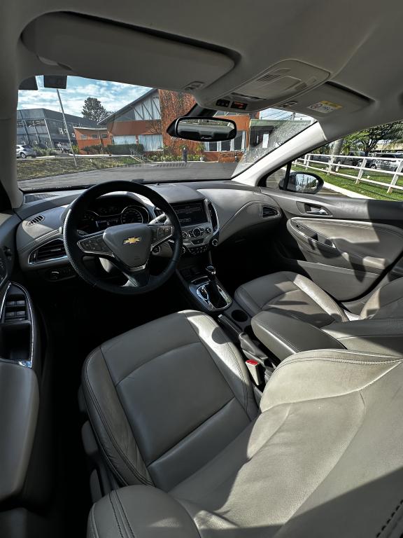 CHEVROLET Cruze Sedan - Foto