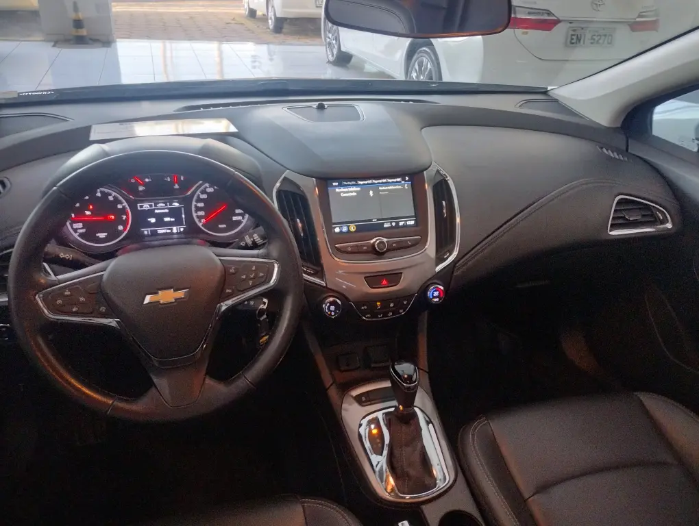 CHEVROLET Cruze Sedan - Foto