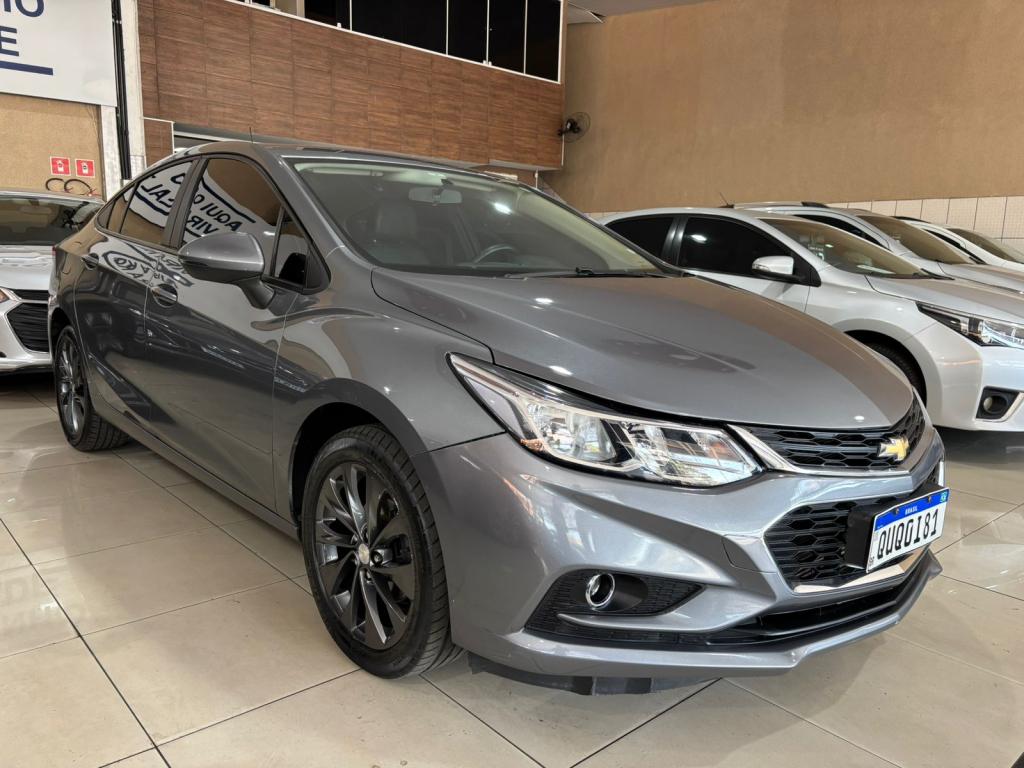 CHEVROLET Cruze Sedan - Miniatura