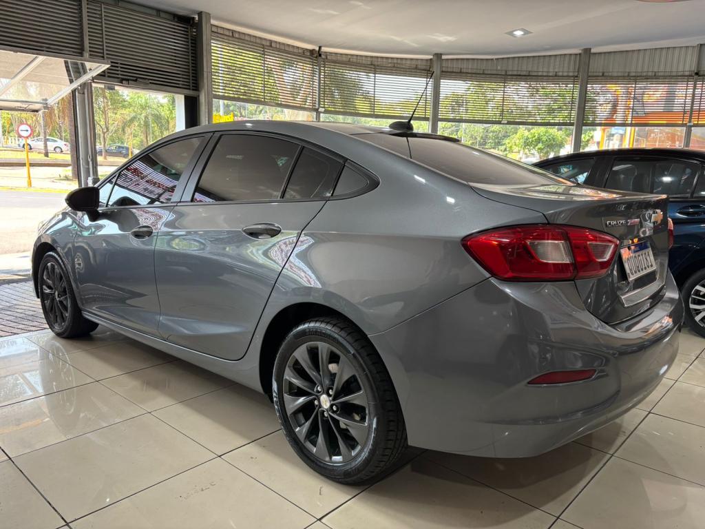CHEVROLET Cruze Sedan - Foto
