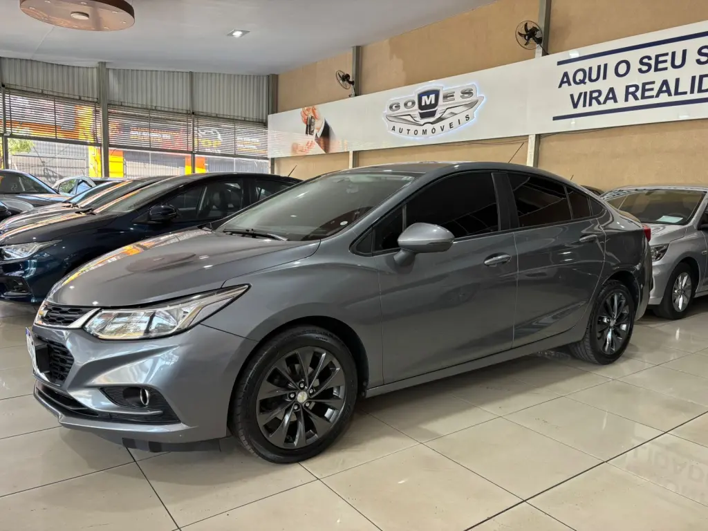 CHEVROLET Cruze Sedan - Foto