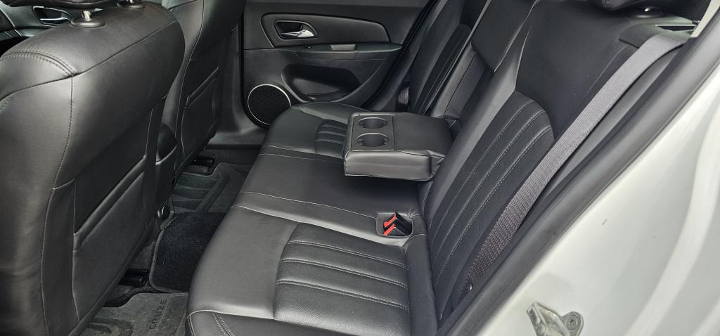 CHEVROLET Cruze Sedan - Foto