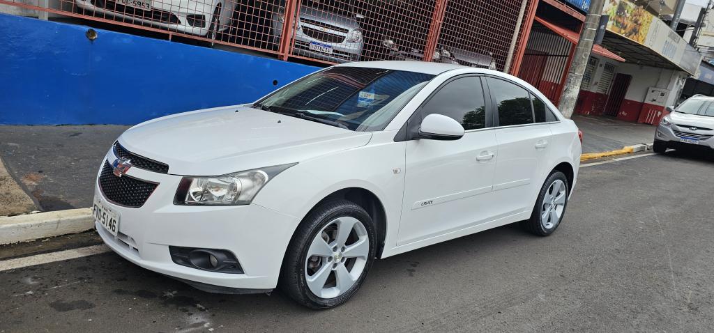 CHEVROLET Cruze Sedan - Foto