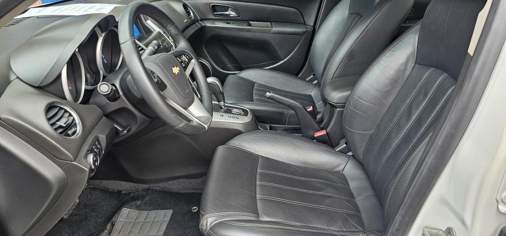 CHEVROLET Cruze Sedan - Foto