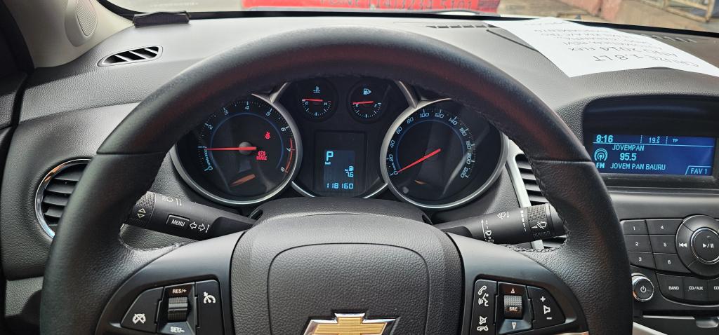 CHEVROLET Cruze Sedan - Foto