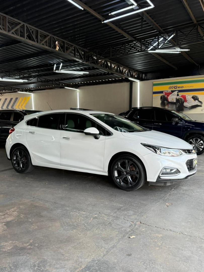 CHEVROLET Cruze Sedan - Foto